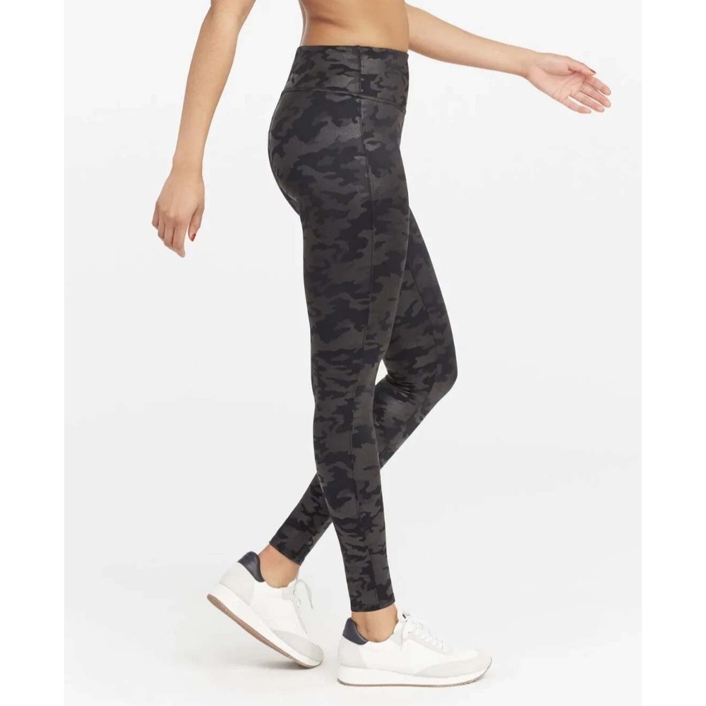 Spanx Faux Leather Camo Leggings Matte Black Womens S Power Waistband Seamless